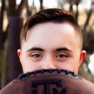 Meet your Posher, Donetta